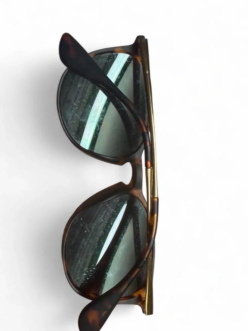 Tortoiseshell Frame Sunglasses with Green Mirrored Lenses - Unisex